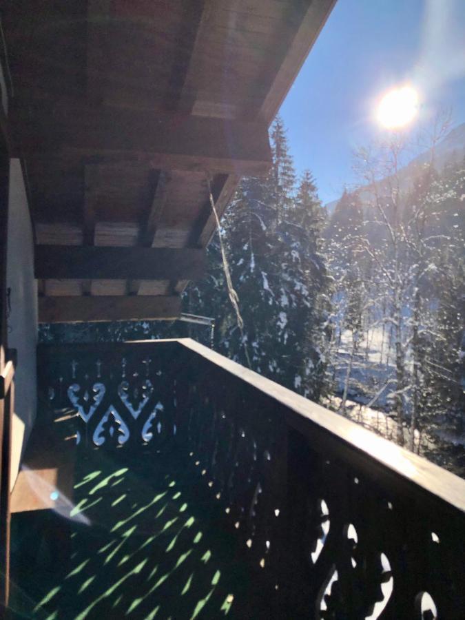 En Pleine Nature Avec 2 Pour 6 Ou 8 Qui Peuvent Réunis En 1 Pour 14 Personnes Appartement
